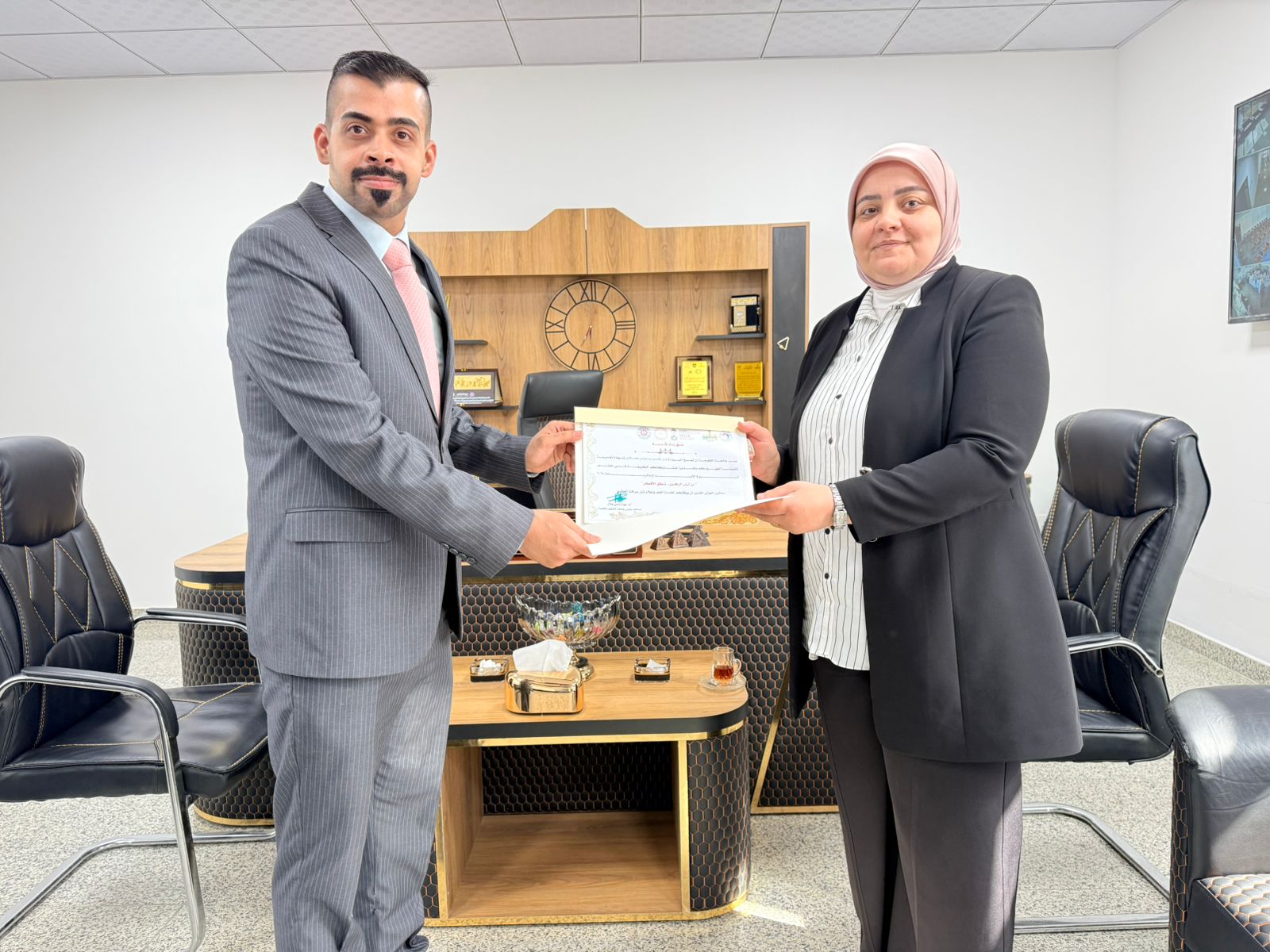 A Scientific Seminar Discusses the Role of Social Media in the Success of Entrepreneurial Projects