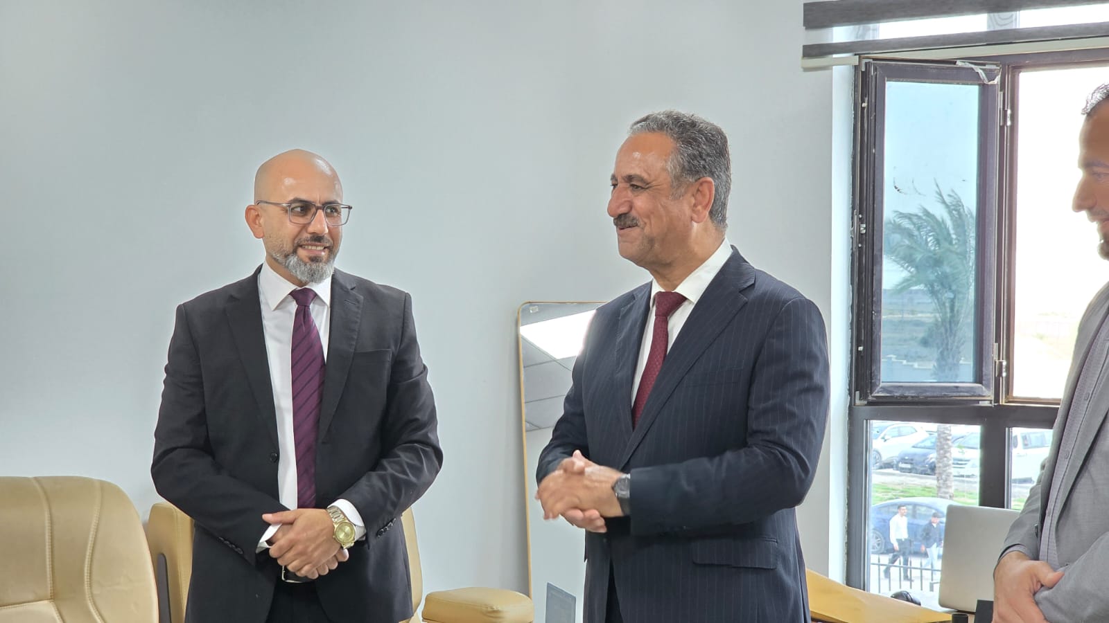 University President Inspects the College of Education, Reaffirming Support for Developing the Educational Environment and Enhancing Quality