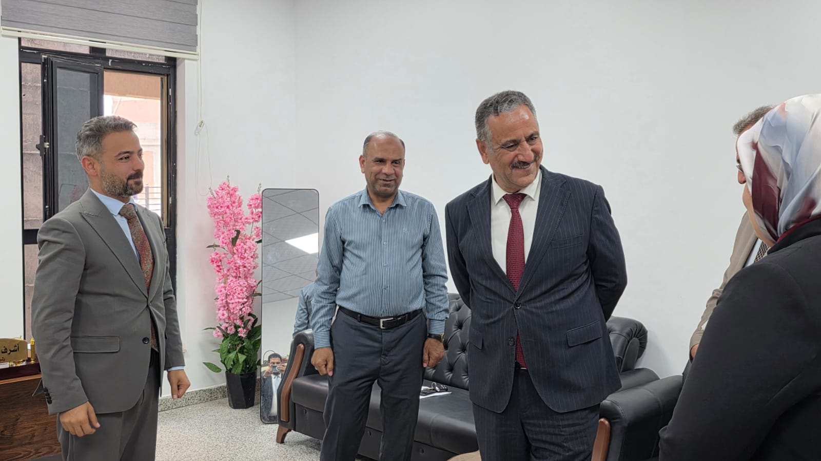 University President Inspects the College of Education, Reaffirming Support for Developing the Educational Environment and Enhancing Quality