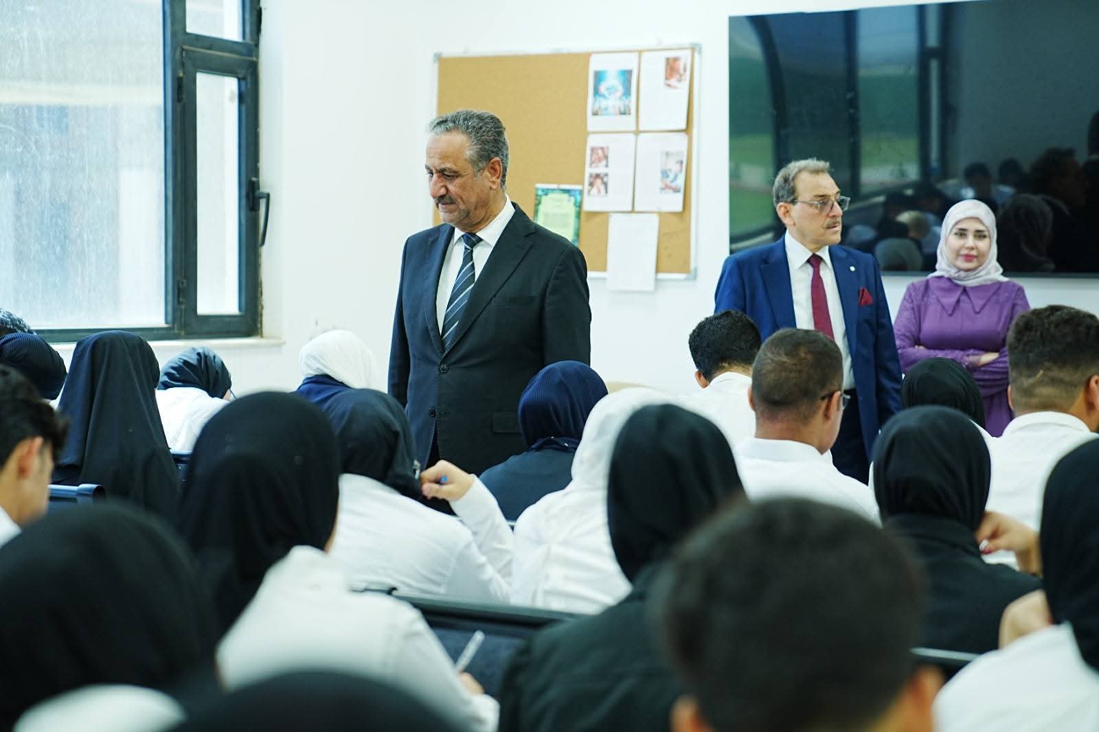 President of the University of Fallujah Conducts Field Inspection of Final Examinations for First-Year Students at the Colleges of Education and Information Technology