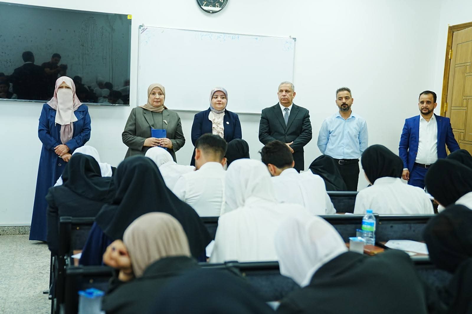 President of the University of Fallujah Conducts Field Inspection of Final Examinations for First-Year Students at the Colleges of Education and Information Technology