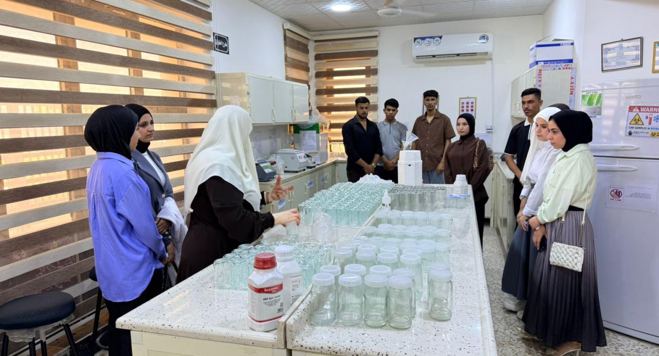 Scientific Visit for First-Year Biology Students to the Biotechnology Center